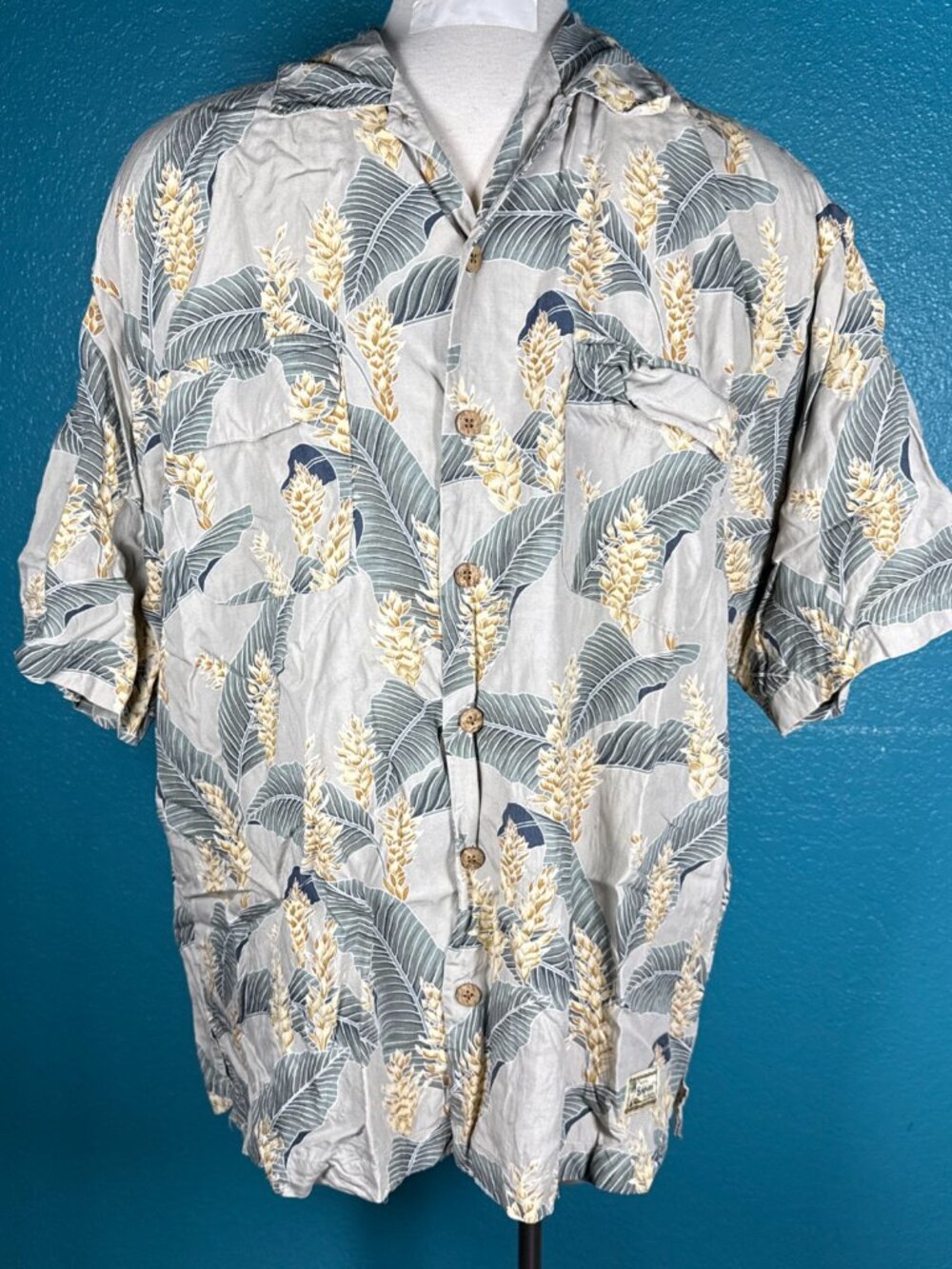 Tommy Bahama VTG Men Hawaiian Button Shirt Sz XL Short Sleeve Rayon Floral Wheat